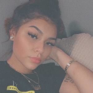 Meet your Posher, Gaby